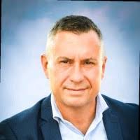 400+ profils pour “Lugaro”