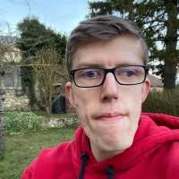 30+ "Paul Apple" profiles