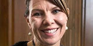 Evangeline Bringas's Instagram, Twitter & Facebook