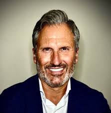 Matthew Moreau's Instagram, Twitter & Facebook