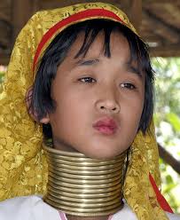 Wearing Rings To Have A Giraffe S Neck In Thailand Myanmar Padaung Girl Karen Long Neck Hill Tribe 31 Women Neck Rings Cultural Identity