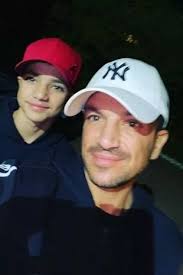 Peter Andre transforms into Tiger King's Joe Exotic and it's just plain  weird