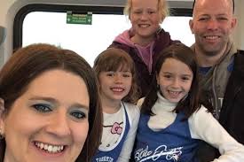 Fundraiser for Lisa Zariwny by Michelle McCulloch : Help support Lisa and  her girls