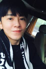 카피툰은 네이버웹툰 다음웹툰 카카오웹툰 레진코믹스 짬툰 투믹스 탑툰 만화책 미리보기 및 다시보기를 제공합니다. æŽåœ‹æ¯…äº¤å¾€16å¹´ æŽåœ‹æ¯…å®£å¸ƒèˆ‡æ¼‚äº®åœˆå¤–å¥³å‹çµå©š æˆ'è¦ç…§é¡§å¥¹ä¸€è¼©å­