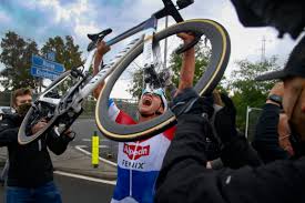 Mathieu van der poel fiets. Mathieu Van Der Poel Vanaf 2021 Op Belgische Fiets Wieler Revue