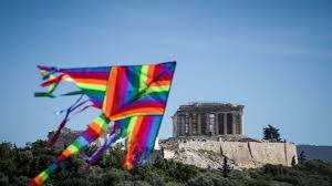 Συνεπώς, πλέον, οι πολίτες έχουν μόνο τη σημερινή μέρα για να επισκεφθούν τα σούπερ. Cqnhodl0tkfbmm