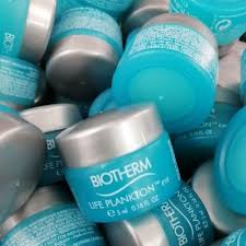 I'm at this stage in life when tiny wrinkles. Biotherm Life Plankton Eye 5ml Shopee Malaysia