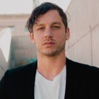 900+ perfiles de «Giunta»