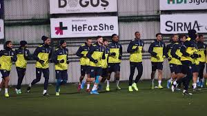 Check spelling or type a new query. Fenerbahce De Maas Butcesi Azaldi Fener Alayi