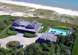 Ruth madoff is finally living in style again — sharing a $3.8 million waterfront mansion in connecticut with a former publicly available records suggest that ruth, 79, moved into the house in september. Ruth Madoff Wikiwand