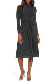 45 Gorgeous Winter Wedding Guest Dresses For 2020 Junebug Weddings The most common wedding guest outfit material is metal. 45 gorgeous winter wedding guest