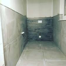 Badezimmer Fliesen Ubachpalenberg Bau Baustelle Bad Badezimmermobel Badezimmerdesign Glasdusche Badewanne Modernebad Bathroom Design Bathroom Tiles