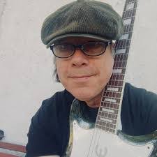 Marty Ross's Instagram, Twitter & Facebook