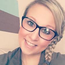 Michelle Boff's Instagram, Twitter & Facebook