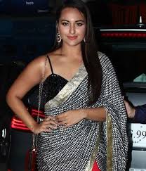 Tv actress chetna pande sultry pics. Top 10 Bollywood Actresses In Their Best Sarees