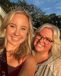 Madison Lakin (@madison_lakin) • Instagram photos and videos