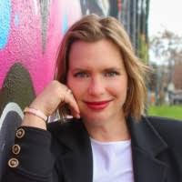 10+ "Elizabeth Hunt" profiles