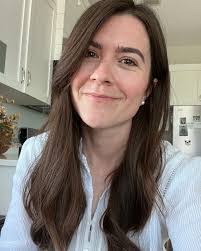 Samara Roberts's Instagram, Twitter & Facebook