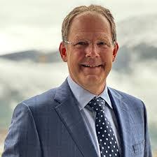 Jay Kahn's Instagram, Twitter & Facebook