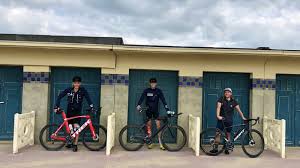 Ce dynamisme de l'engagement associatif parisien est d'abord motivé par la diversité des activités proposées, allant de l'assistance de personnes handicapées ou âgées jusqu'aux programmes d'alphabétisation, en passant par les restos du cœur ou les visites de. Bucket List Faire Paris Deauville En Velo 200km