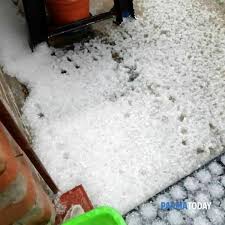 Una grandinata di straordinaria violenza si è abbattuta nel primo pomeriggio del 26 luglio sulla parte più orientale della provincia di piacenza: Grandine E Neve A Parma E Provincia Disagi Al Traffico E Danni