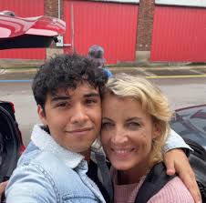 After a long audition process (since June!) I can finally announce that I  have been cast as a member of “Acapop!”, AcaPop (coming soon) is a national  kids acapella group produced by