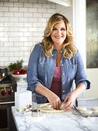 2 cups saucepan and stir to combine. Trisha Yearwood S Journey From Country Star To Food Network Star Delish Com