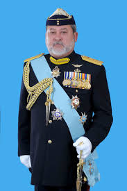 Colored diamond info index royal jewels royal tiaras diamond. Dymm Sultan Johor Skteloksengat