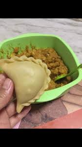 500 g tepung gandum 50 g tepung beras 50 g tepung ubi 1 sudu kecil garam 3 sudu besar margerin 1/4 cwn. Kuali Mama Rahsia Karipap Rangup Hingga Ke Petang Facebook