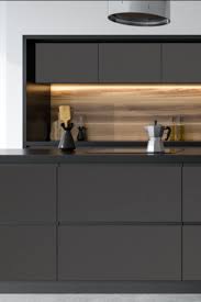 Schlichte Designs Sorgen Fur Klare Raumstrukturen Die Selbstklebende Mobelfolie In Dunkelgrau Von Decofilms Setzt In 2020 Kuchenfolie Design Fur Zuhause Kuchen Design