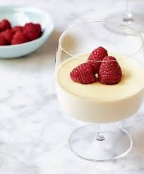 Live La Dolce Vita With Giada S Italy By Giada De Laurentiis Pana Cotta Recipe Desserts Giada De Laurentiis Panna Cotta
