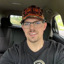 What kind of WWE event merchandise is given with tickets?