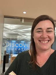 Howard Dierking's Instagram, Twitter & Facebook