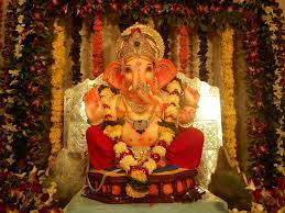 See more ideas about ganesh chaturthi decoration, ganapati decoration, ganpati decoration at home. Best Ganapati Decoration Ideas For 2019 Blooms Only Pune Blog Fresh Flowers Across Pune