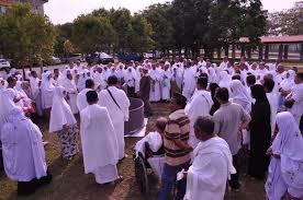 Dalam bajet 2018, kerajaan barisan nasional mengumumkan bantuan khas sebanyak rm1,500 kepada 1.6 juta penjawat awam. 500 Bakal Haji Sertai Kursus Intensif Haji 2018 Anjuran Uthm Berita Uthm