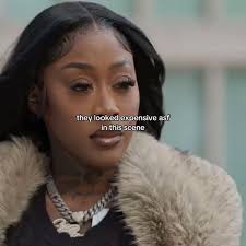 I wanna see sapphire without makeup for once