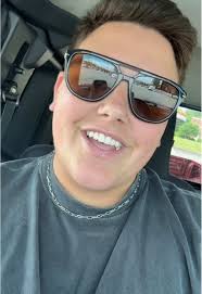 Cody Wallen's Instagram, Twitter & Facebook