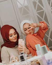 D G Hijab Collection Girly Photography Hijabi Friends Photography Hijab Collection