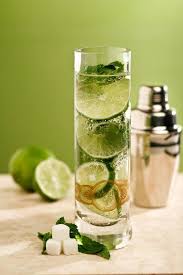 Cuban Mojito Recipe The Original Authentic Recipe From Havana Cuba 1 Teaspoon Powdered Sugar Juice From 1 Lime 2 Ounces 4 Mint Lea Mojito Cuban Mojito Drinks