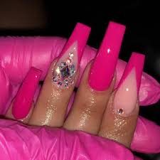 Regardless of your personal style there's a way to rock pink acrylic nails and feel fierce doing so. Acrylic Nails Acrylic Nails Hot Pink Acrylic Nails Gold Acrylic Nails Long Design
