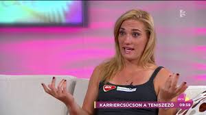 The latest tweets from @timeababos Babos Timea Elakadt A Szavam Hogy Tenyleg Itt Tartok Tv2 Hu Fem3cafe Youtube