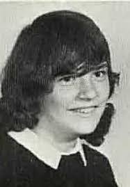 Lee Thaxton's Instagram, Twitter & Facebook