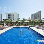 Located in the heart of waikiki, 2 minutes' walk to waikiki beach, halepuna waikiki is a luxury boutique hotel surrounded by halepuna waikiki by halekulani (hotel), honolulu (usa) deals. Halepuna Waikiki By Halekulani Review What To Really Expect If You Stay