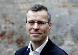 Thomas Larsen (journalist)