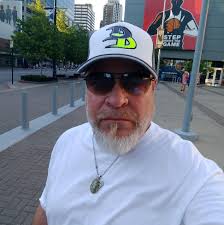 Edward Getz's Instagram, Twitter & Facebook