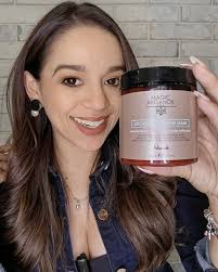 Cabello extremadamente rebelde y dañado? Solución: BOTOX CAPILAR 💕👌🏻 El  bótox capilar es un tratamiento compuesto de colágeno y queratina, los  cuales reactivan la queratina natural del cabello y lo llena de