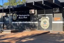Funcionário morre e dois ficam feridos após ataque a tiros em lava-jato na fronteira