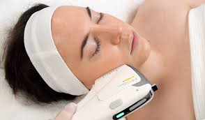 woman using Professional facial HIFU device