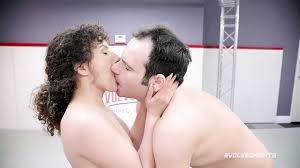 Liv Revamped vs Marcelo - Hapless Marcelo Hopes to Avoid a Hard Pegging