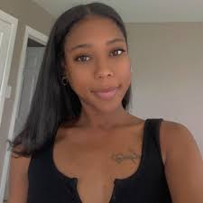 How do chiweenies behave during car rides?